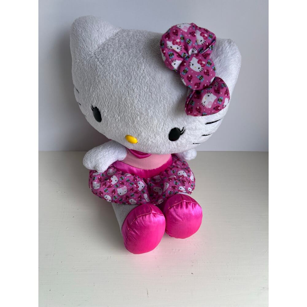 Sanrio Hello Kitty Plush use